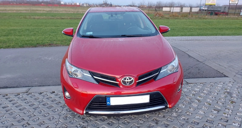 Toyota Auris cena 44699 przebieg: 129000, rok produkcji 2014 z Mielec małe 232